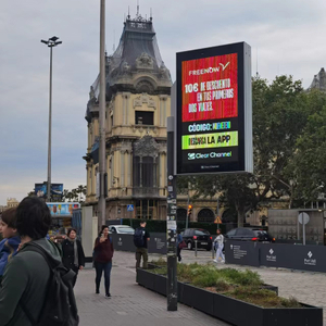 Pantalla LED al aire libre bilateral de Digitaces del reproductor de vídeo de poste de luz de calle